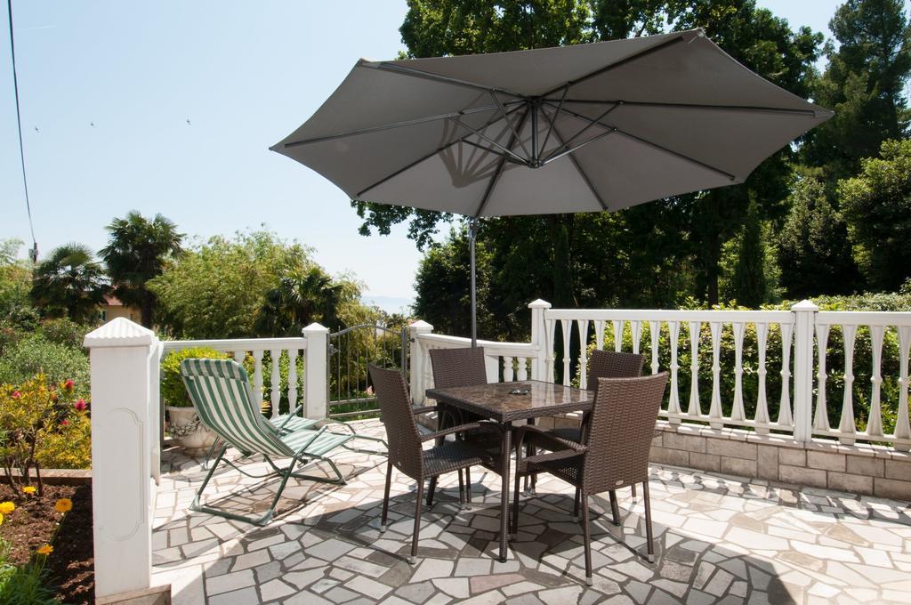 Apartments Villa Salona Opatija Pokoj fotografie