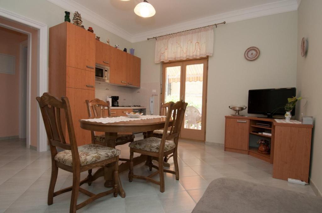 Apartments Villa Salona Opatija Pokoj fotografie